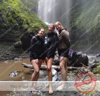 East Java attractions, Bromo tour package, Malang to Bromo, Madakaripura tour, Ijen crater, Surabaya travel guide, nature adventure Indonesia